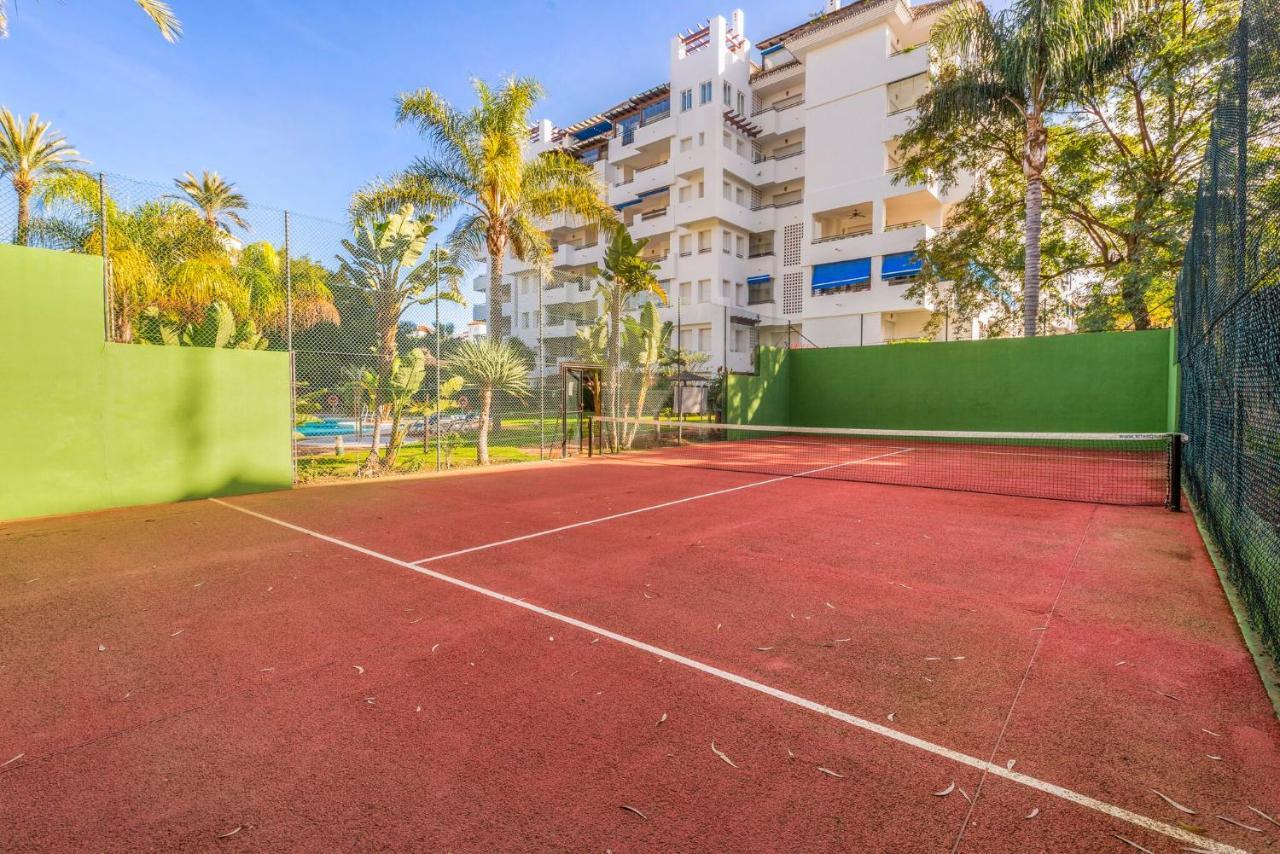 Modern Studio In Medina Garden - Puerto Banus Marbella Bagian luar foto