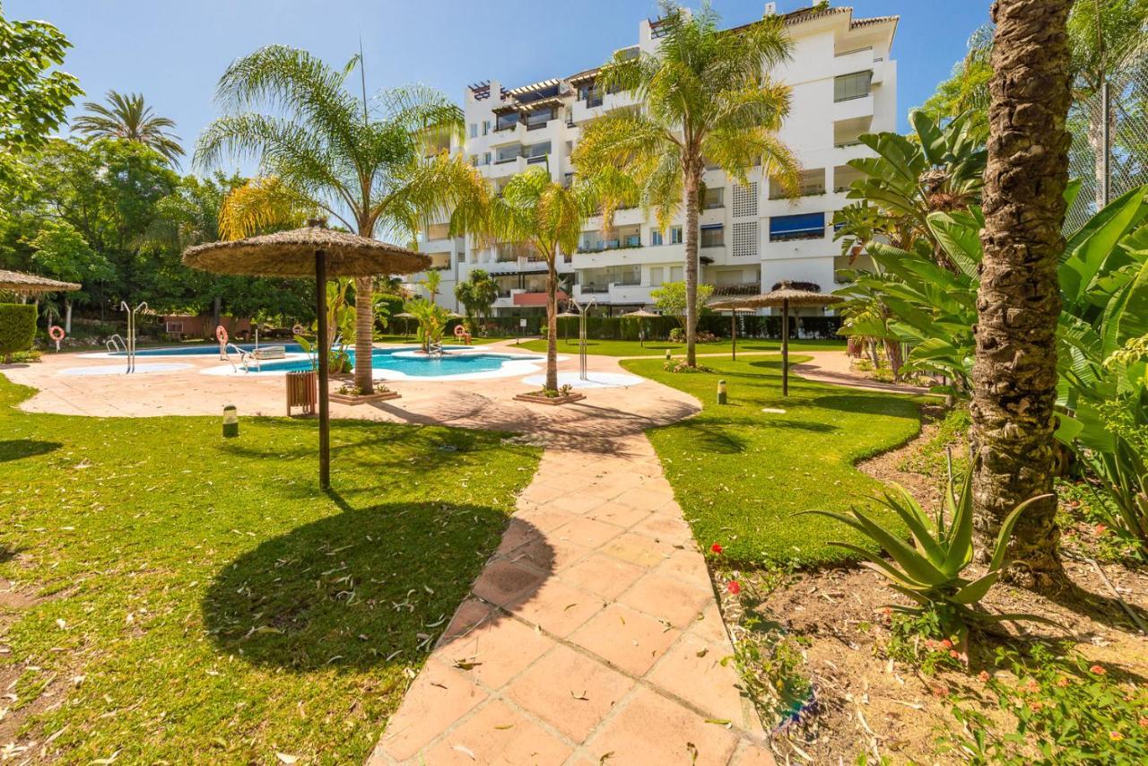 Modern Studio In Medina Garden - Puerto Banus Marbella Bagian luar foto